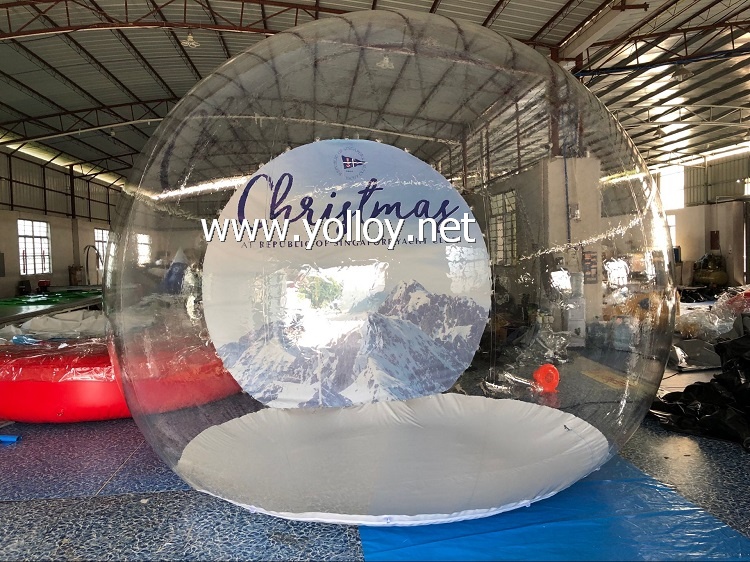 Photo Booth snow globe