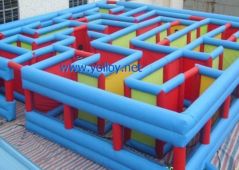 Cheap commercial inflatable labyrinth game