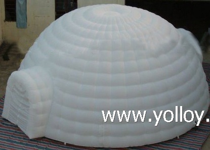 Inflatable lighting igloo dome