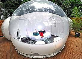 inflatable bubble lodge for outdoor camping