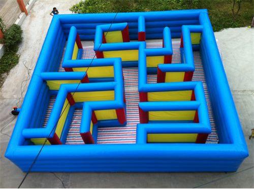 10m x10m inflatable maze game