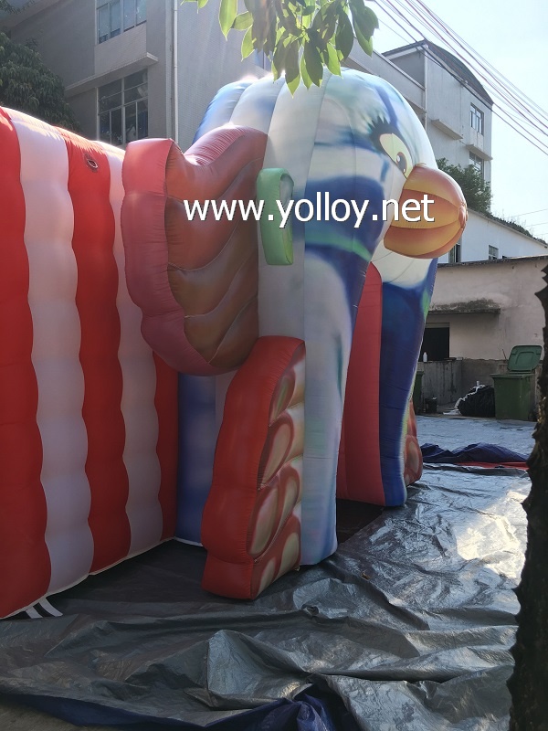 Inflatable tent with crazy clown head for Halloween