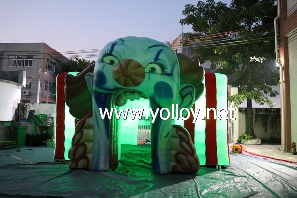 Mad clown inflatable cube tent with LED light