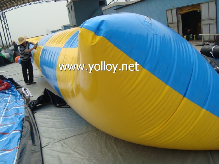 Inflatable Water Jumping Pillow For Water