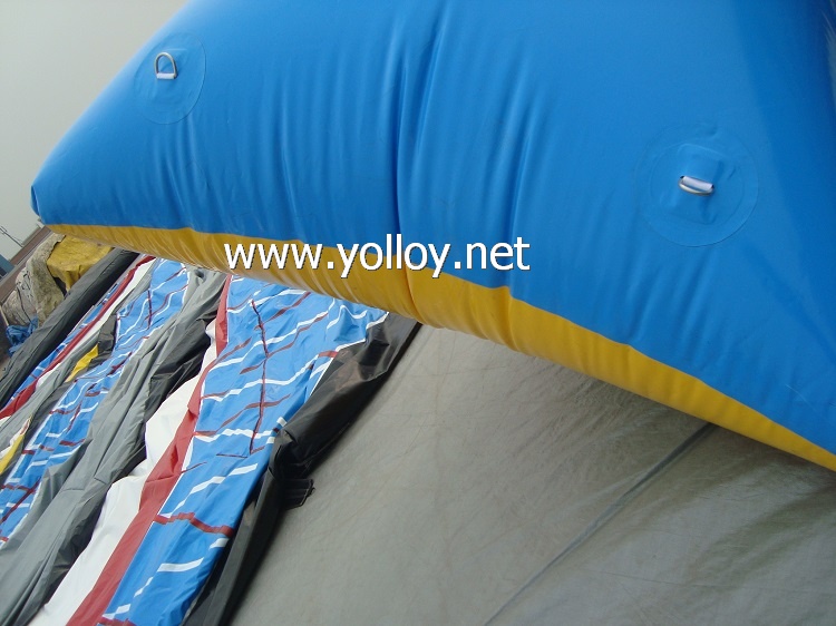 Inflatable Water Jumping Pillow For Water