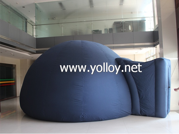 Mobile inflatable planetarium projection dome tent