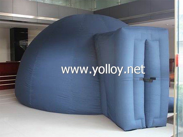 Mobile inflatable planetarium projection dome tent