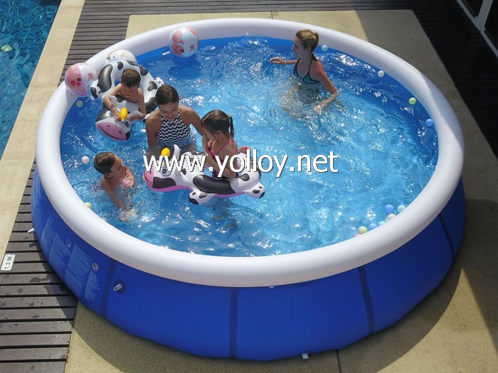 Round inflatable family swimming pool