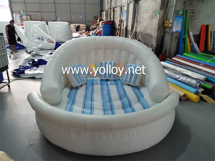 Material:  PVC tarps
Size:2.5m diameter
Weight:about 30KG