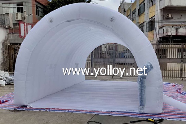 Mobile inflatable car wash tent canopy