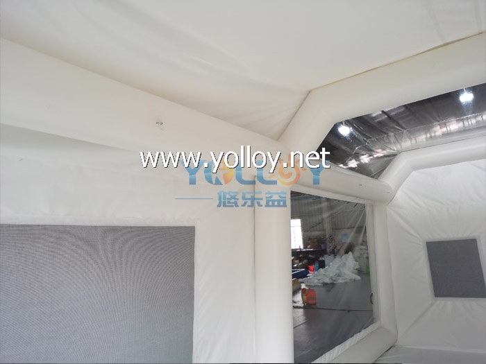 Automotive spray paint booth for detailing car