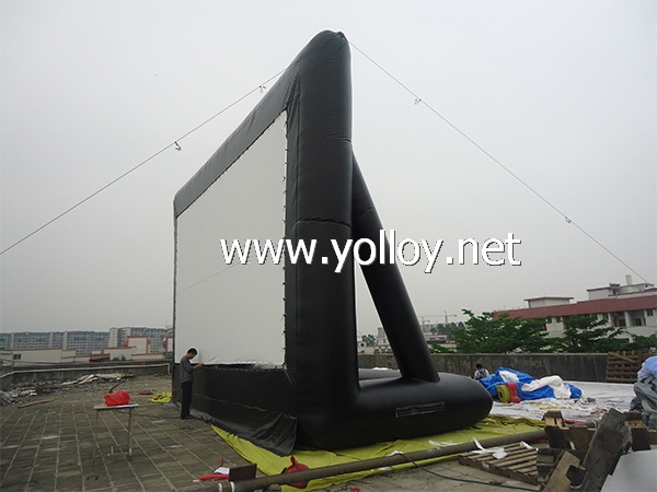 Outdoor inflatable tv screen