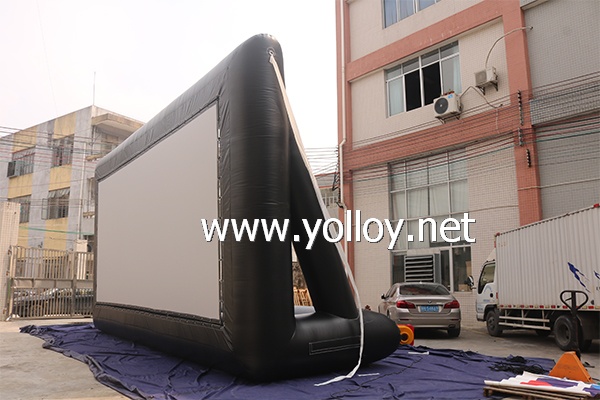 Inflatable outdoor movie screen