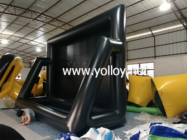 Outdoor inflatable screen for movie