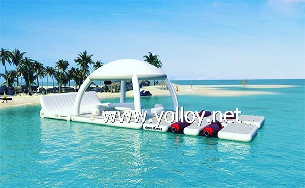 Inflatable Floating Party Platform With Sun Shelter