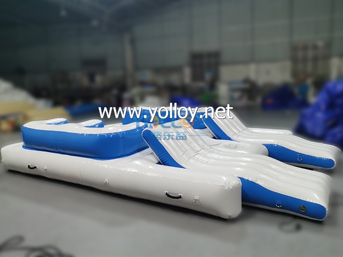 inflatable float water island with leisure sofa