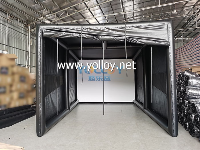 Waterproof inflatable golf simulator tent