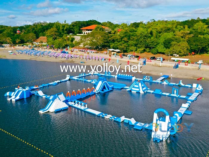 Floating lake water park glayground