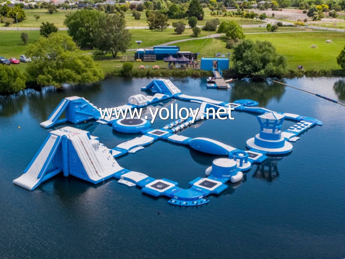 Waterpark inflatable Aqualand island