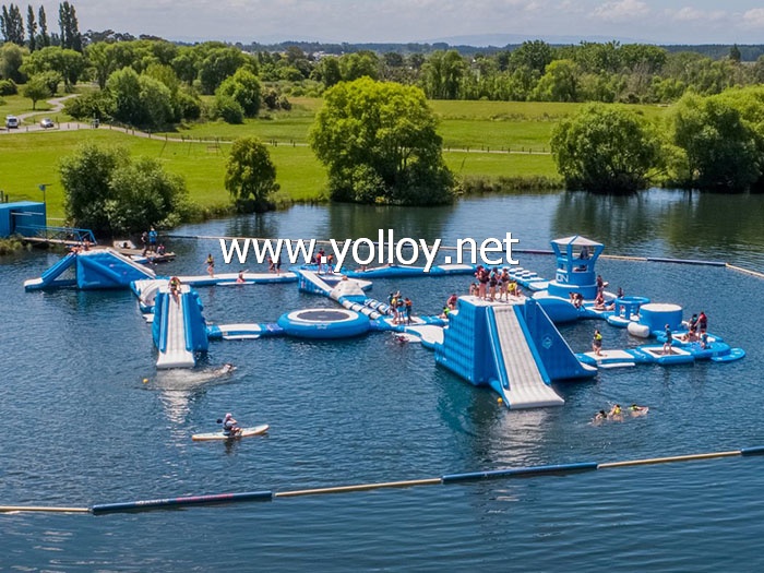 Waterpark inflatable Aqualand island