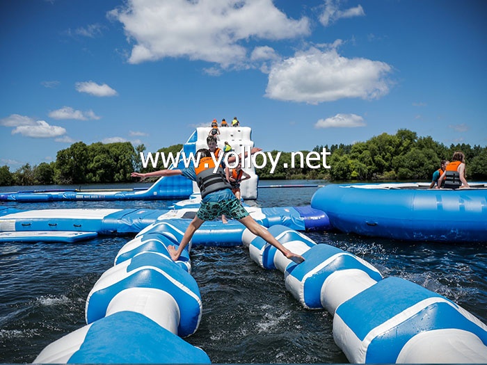 Waterpark inflatable Aqualand island