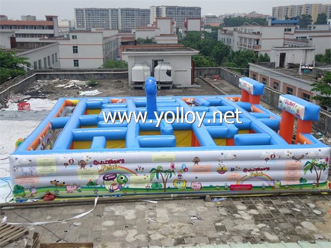 big inflatable labyrinth game for commerical use