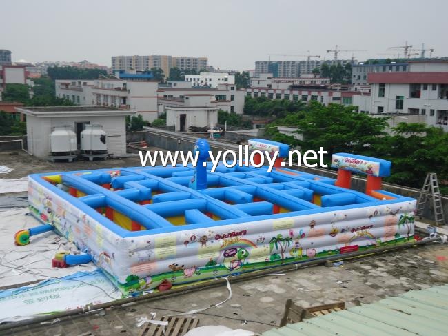 big inflatable labyrinth game for commerical use