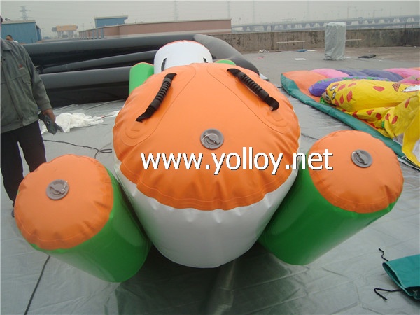 Inflatable water totter teeter