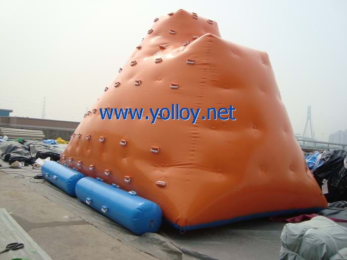 Inflatable climbing floating iceberg