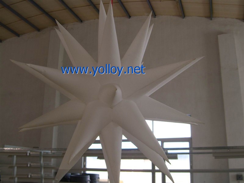 3ft diamater inflatable spikey stars