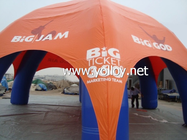 Inflatable spider dome for promotion event