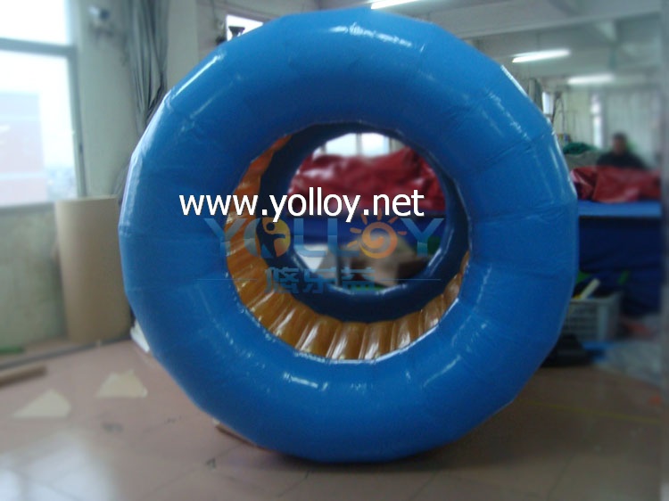 inflatable water roller