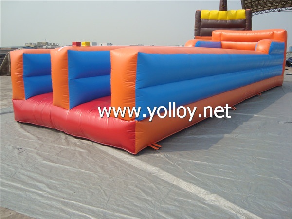 inflatale Bungee Run sport game