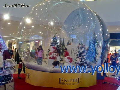 snow dome for Christmas party