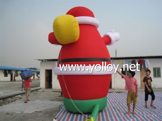 huge Lovely inflatable Santa Claus nice yard decoration on Christmas day