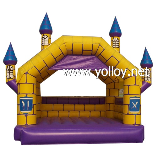 Yellow house vecchio castello inflatable castles