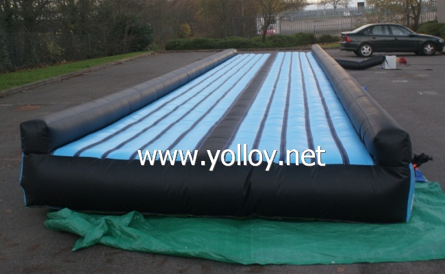 INFLATABLE TUMBLE TRACK