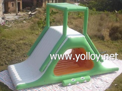 inflatable water slide with climber