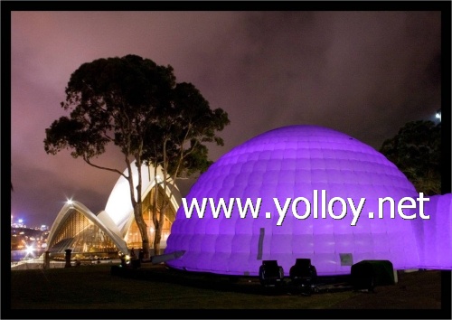 dome building inflatable igloo