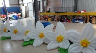 inflatable flower pathway for wedding