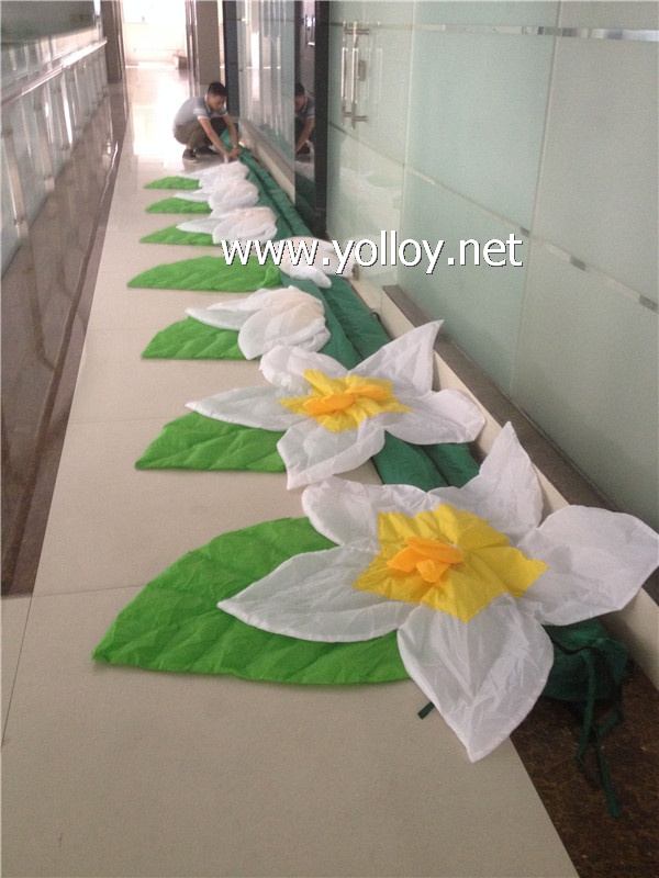 inflatable flower pathway for wedding