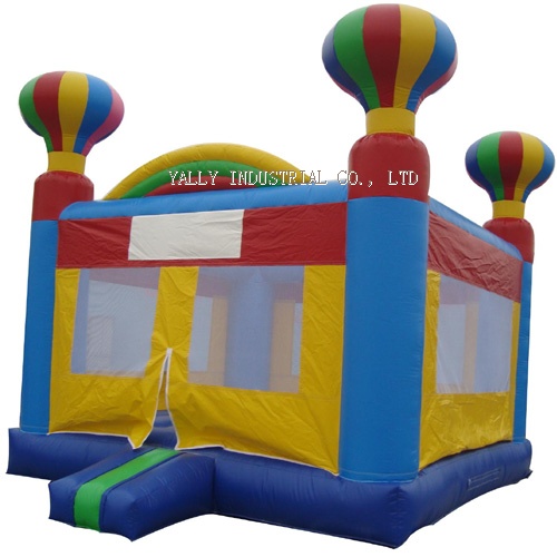 inflatable bouncy castle