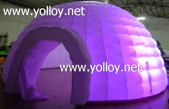 Inflatable lighting igloo dome