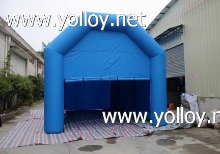 Portable inflatable garage