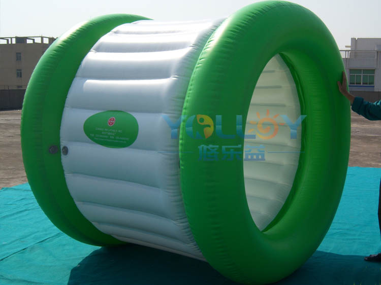 inflatable water roller wheel