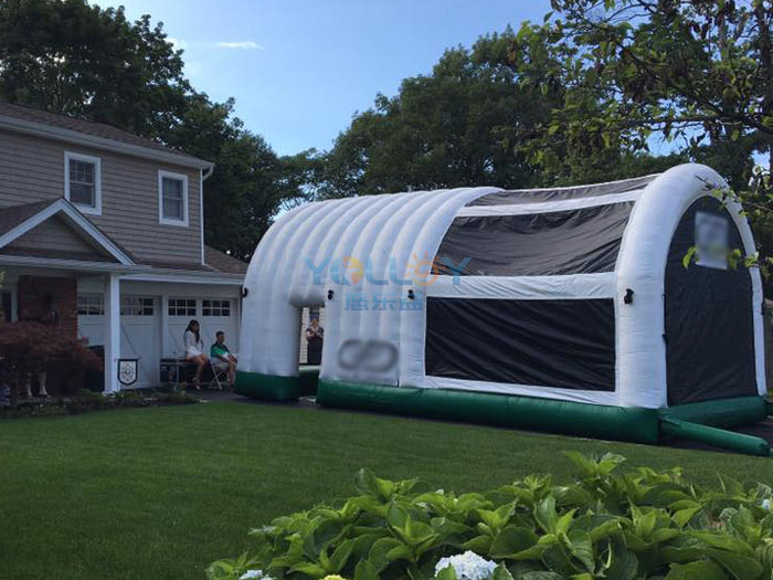 outdoor golf tent