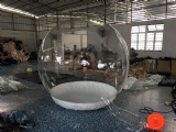 Inflatable globe for dance show