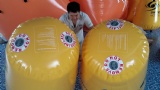 Inflatable advertising water floating buoy