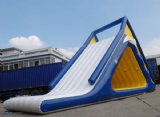 Size: 5m x2.5m x4m
Material: 0.9mm PVC tarpaulin
Weight: about 95kgs