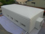 Size: 20m x 10m x 5mH
Material: PVC tarps
Weight: About 700kgs